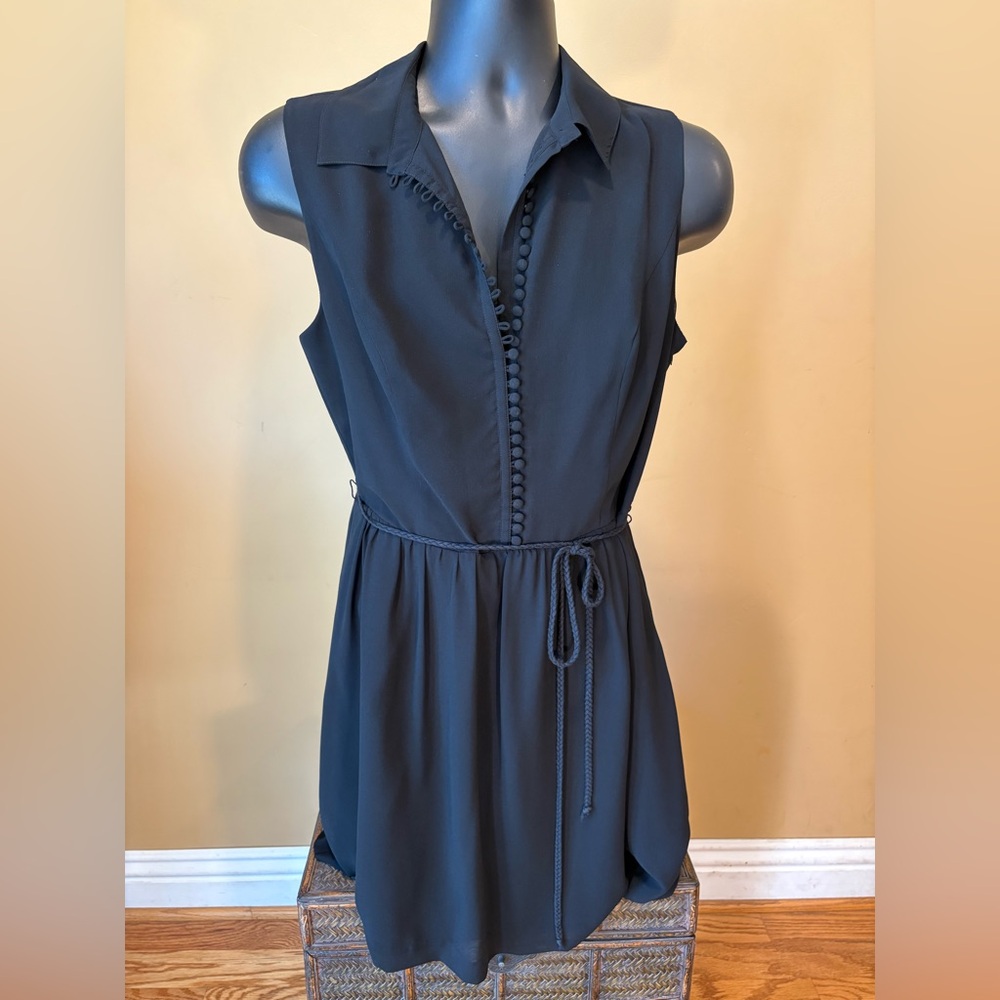 Kensie Sleeveless Black Button-Front Tie-Waist Dress